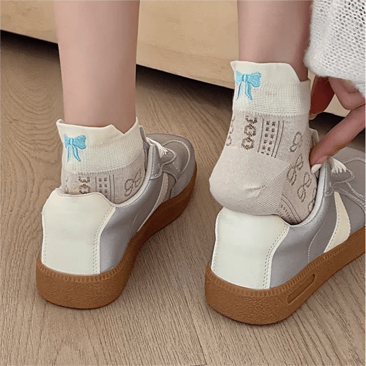 6 Pieces Solid Color Bow Socks - ArtGalleryZen