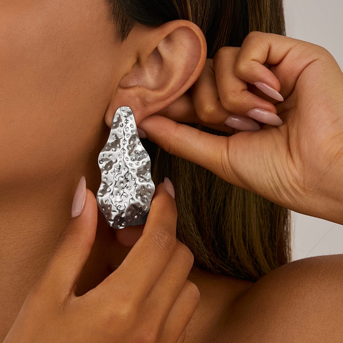 Abstract Irregular Hammered Waterdrop Stud Earrings - ArtGalleryZen