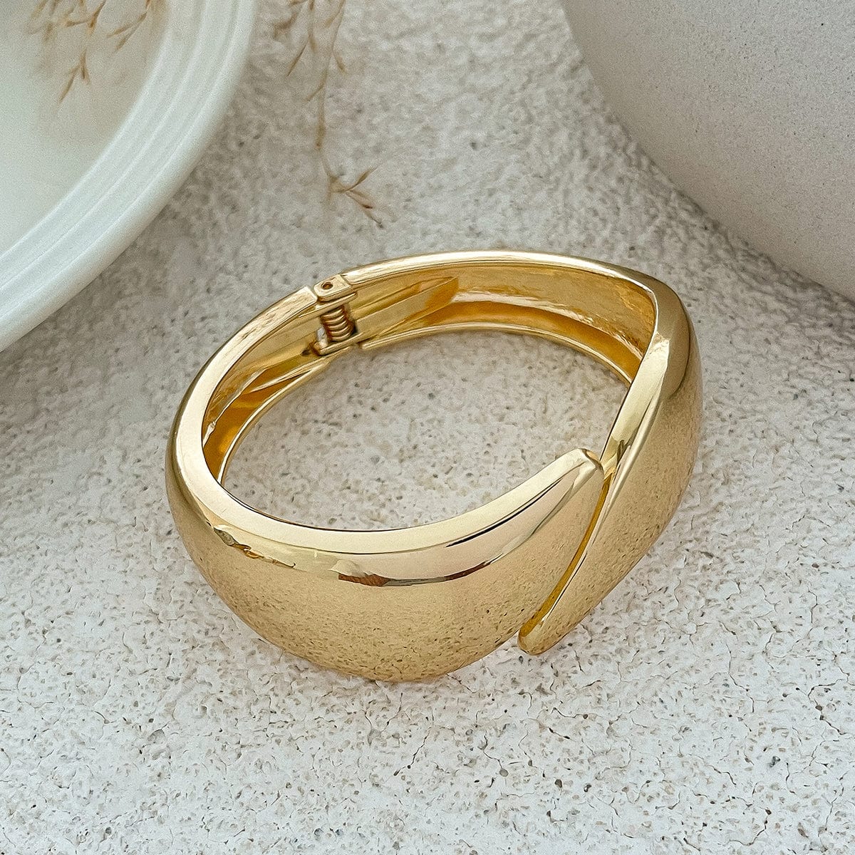 Abstract Waterdrop Glossy Bangle Bracelet - ArtGalleryZen