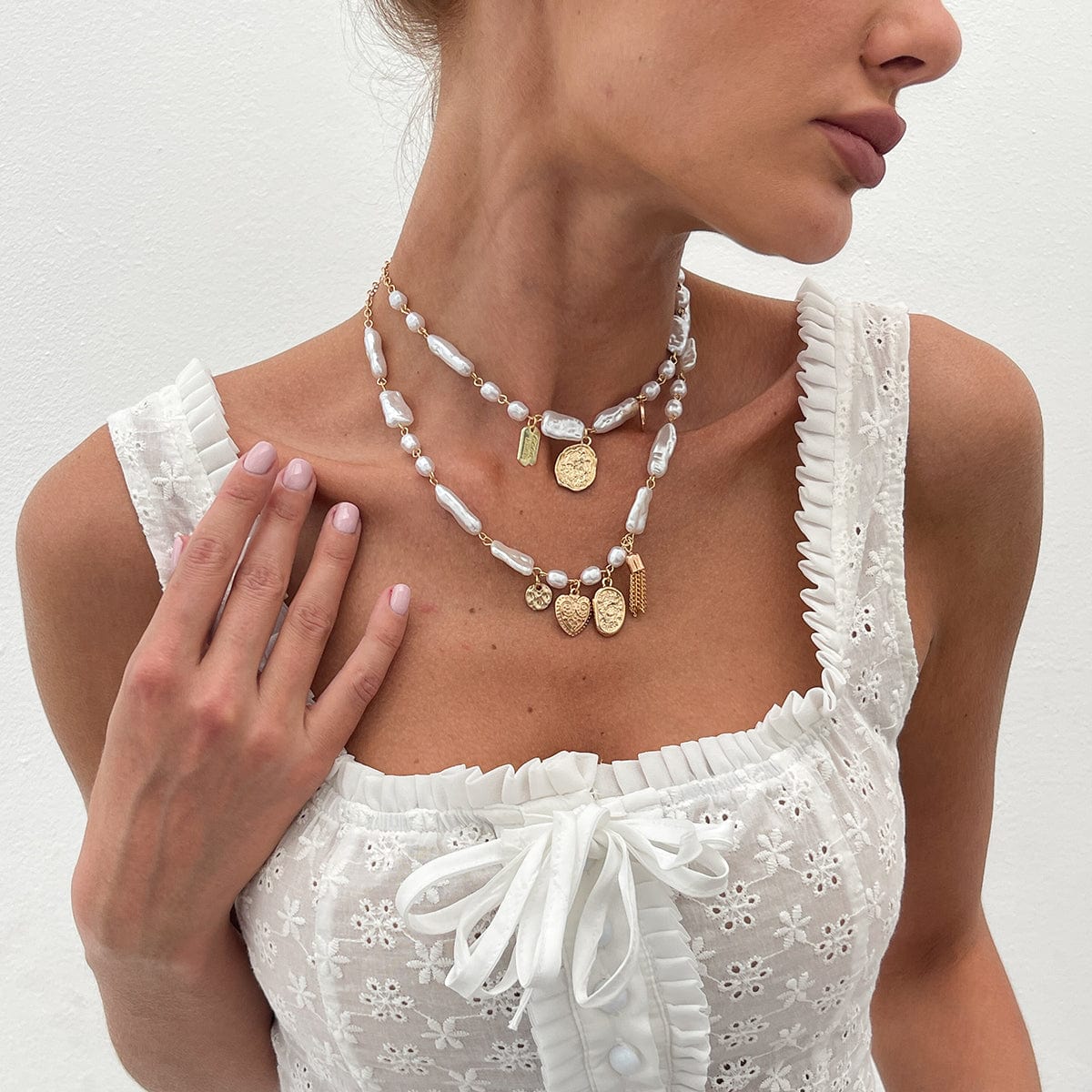 Baroque 2pcs Heart Disk Pendant Irregular Pearl Chain Necklace Set - ArtGalleryZen