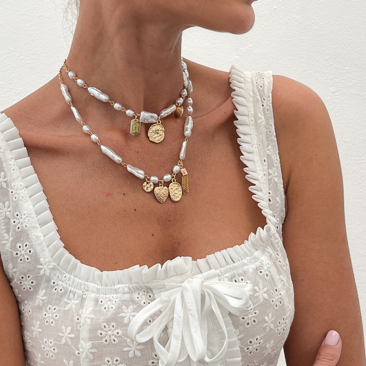 Baroque 2pcs Heart Disk Pendant Irregular Pearl Chain Necklace Set - ArtGalleryZen