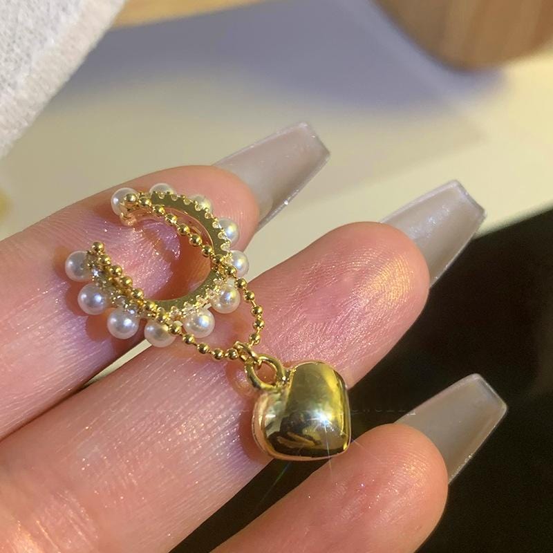 Baroque Pearl CZ Inlaid Heart Dangle Ear Cuff Earring - ArtGalleryZen