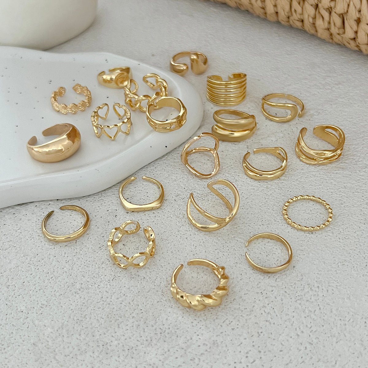 Boho 20pcs Glossy Hollow Heart Wide Ring Set - ArtGalleryZen