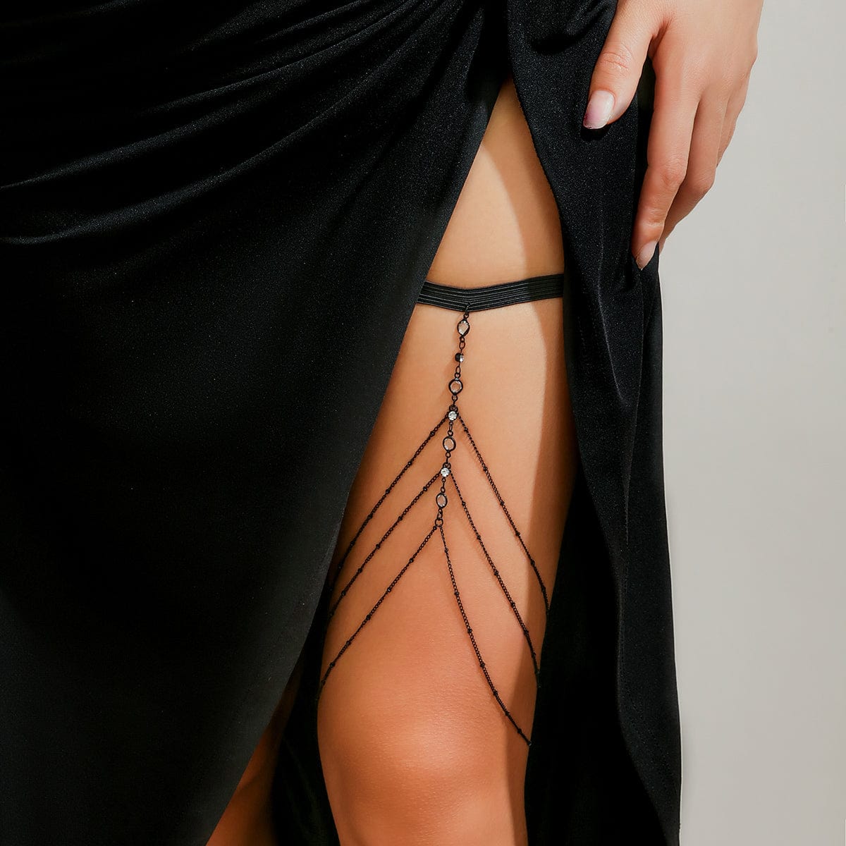 Boho Layering Rhinestone Inlaid Elastic Saturn Thigh Leg Chain - ArtGalleryZen