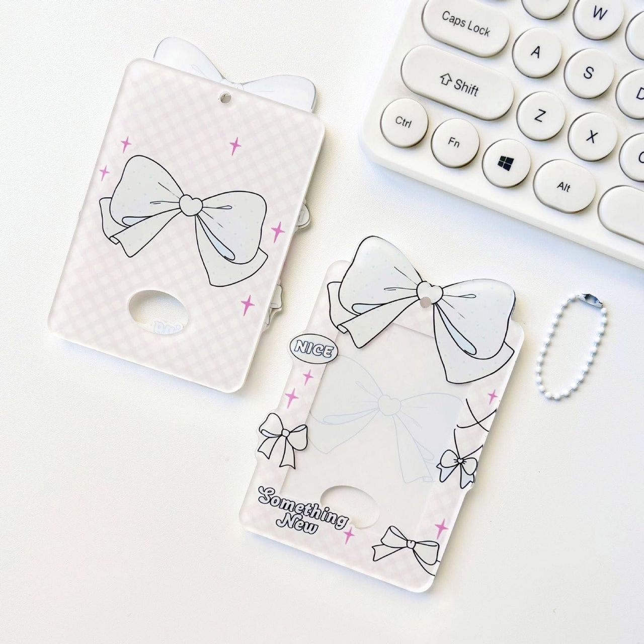 Bowknot Polka Dots Kpop Keychain Acrylic Photocard Holder - ArtGalleryZen