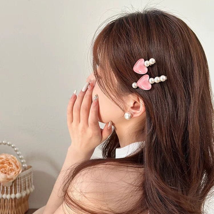 Chic 2 Pieces Crystal Heart Pearl Hair Clips Set - ArtGalleryZen