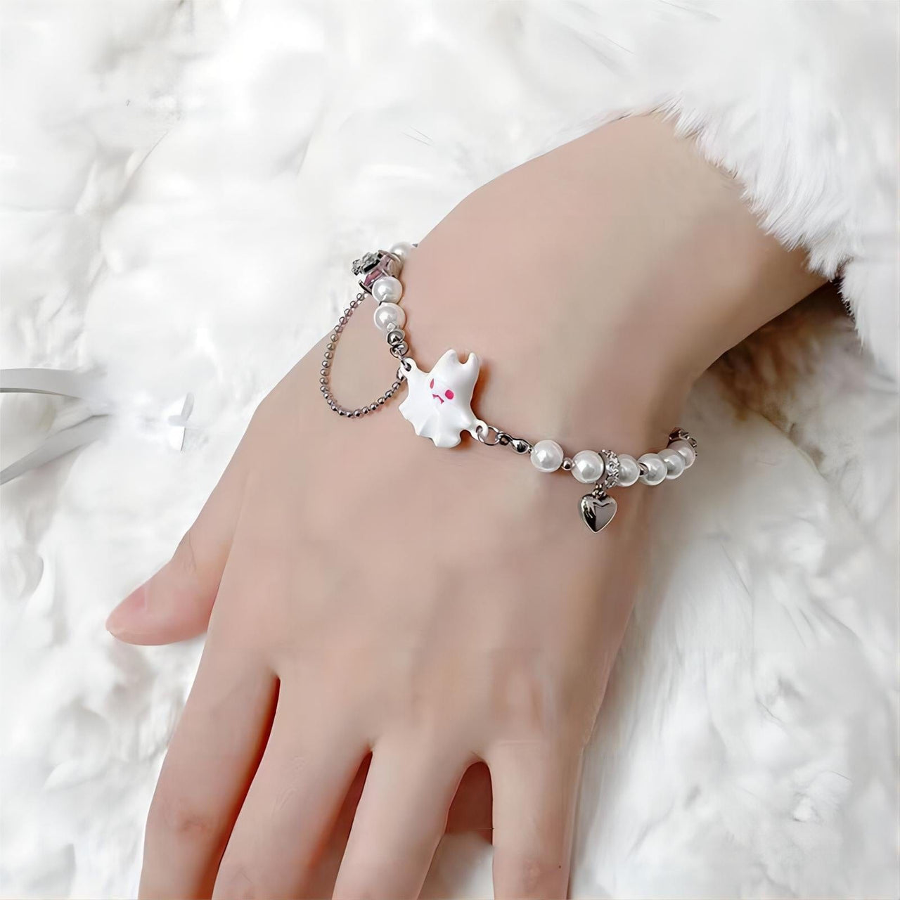 GZ314 - Silver Color Bracelet with Black Flowers - Charm Jewelry | Touchy  Style