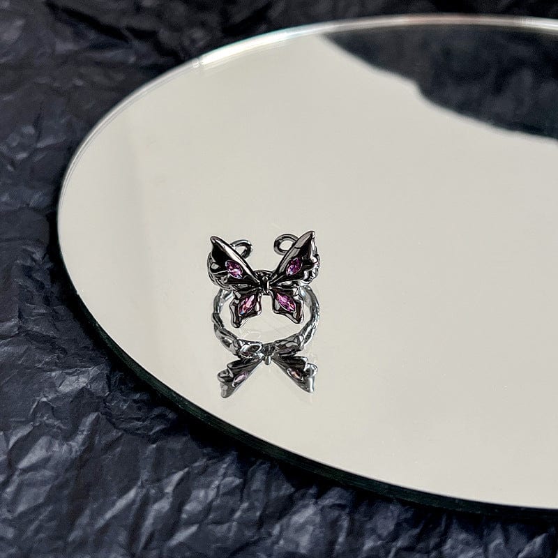 Chic CZ Inlaid Black Butterfly Ring - ArtGalleryZen