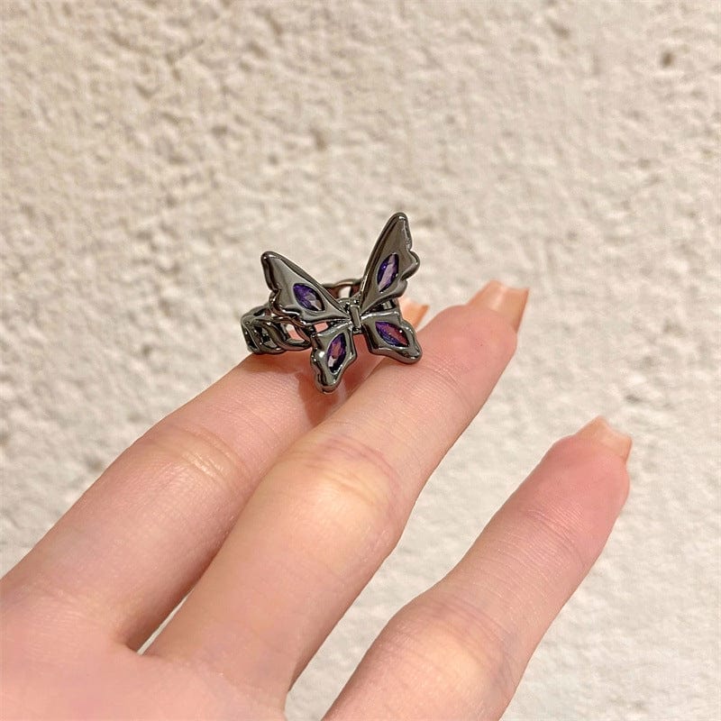 Chic CZ Inlaid Black Butterfly Ring - ArtGalleryZen