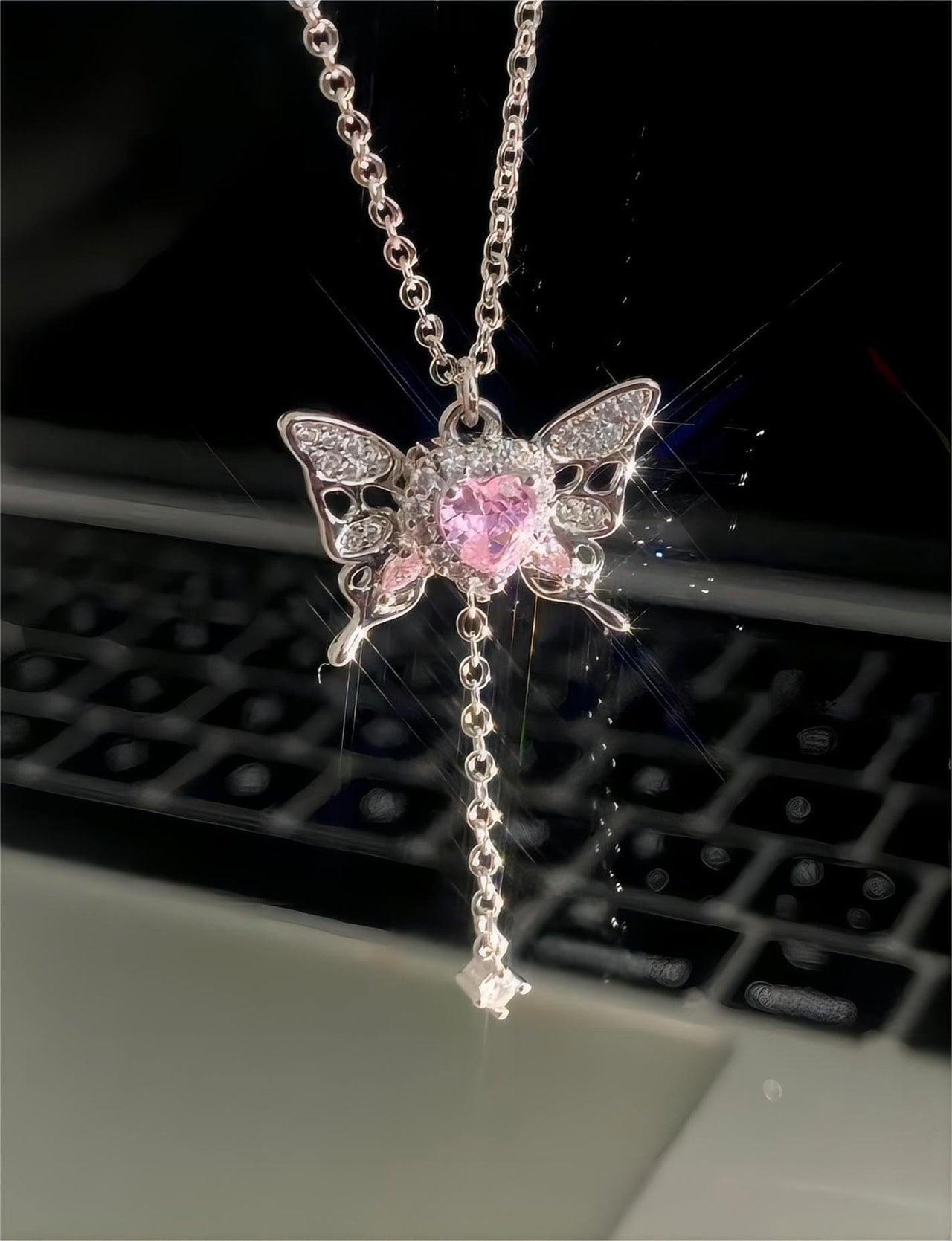Chic CZ Inlaid Butterfly Heart Necklace - ArtGalleryZen