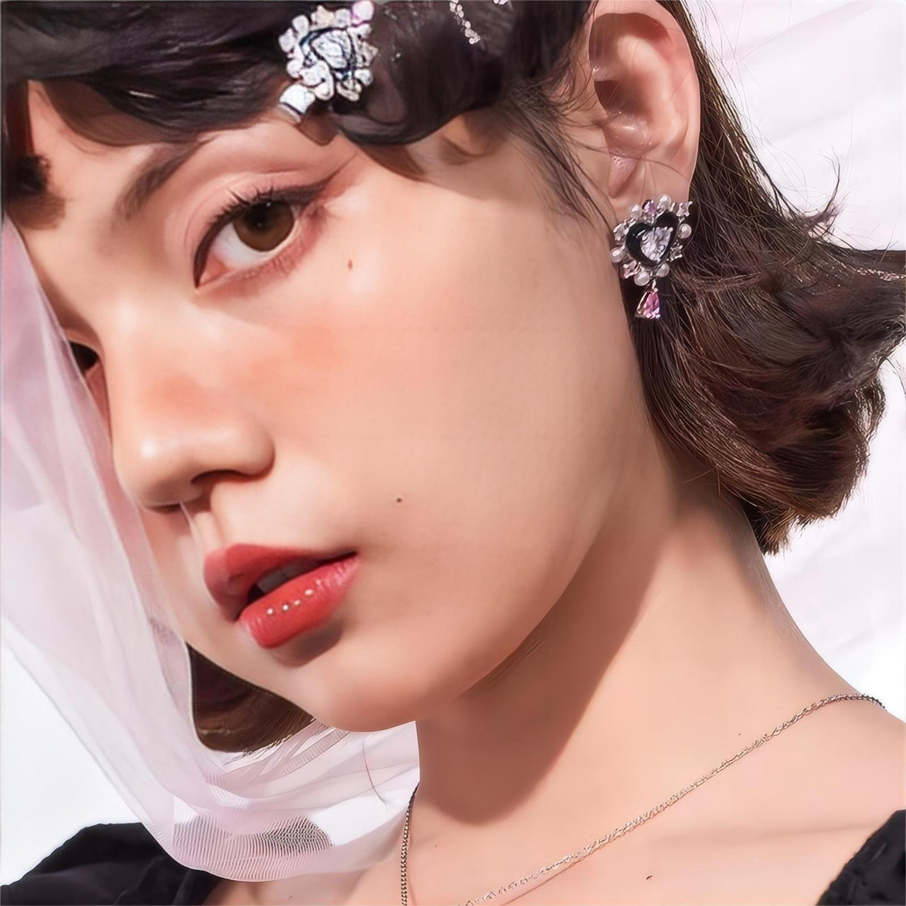 Chic CZ Inlaid Dangle Heart Pearl Earrings - ArtGalleryZen