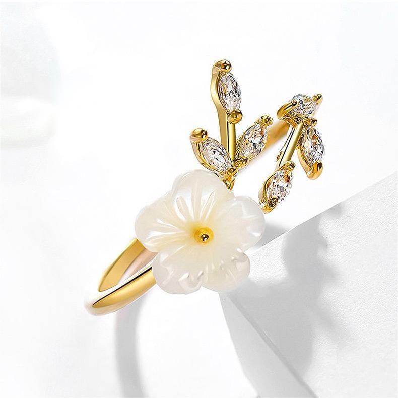 Chic CZ Inlaid Natural Pearl Shell Flower Ring - ArtGalleryZen