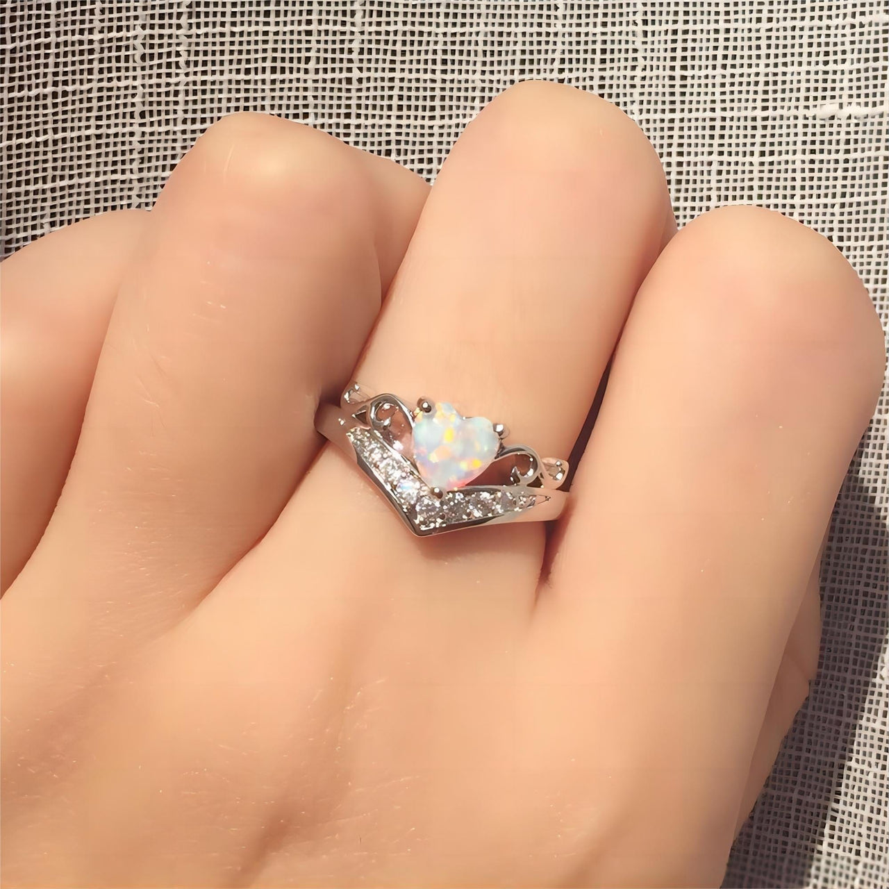 Chic CZ Inlaid Opal Heart Ring - ArtGalleryZen