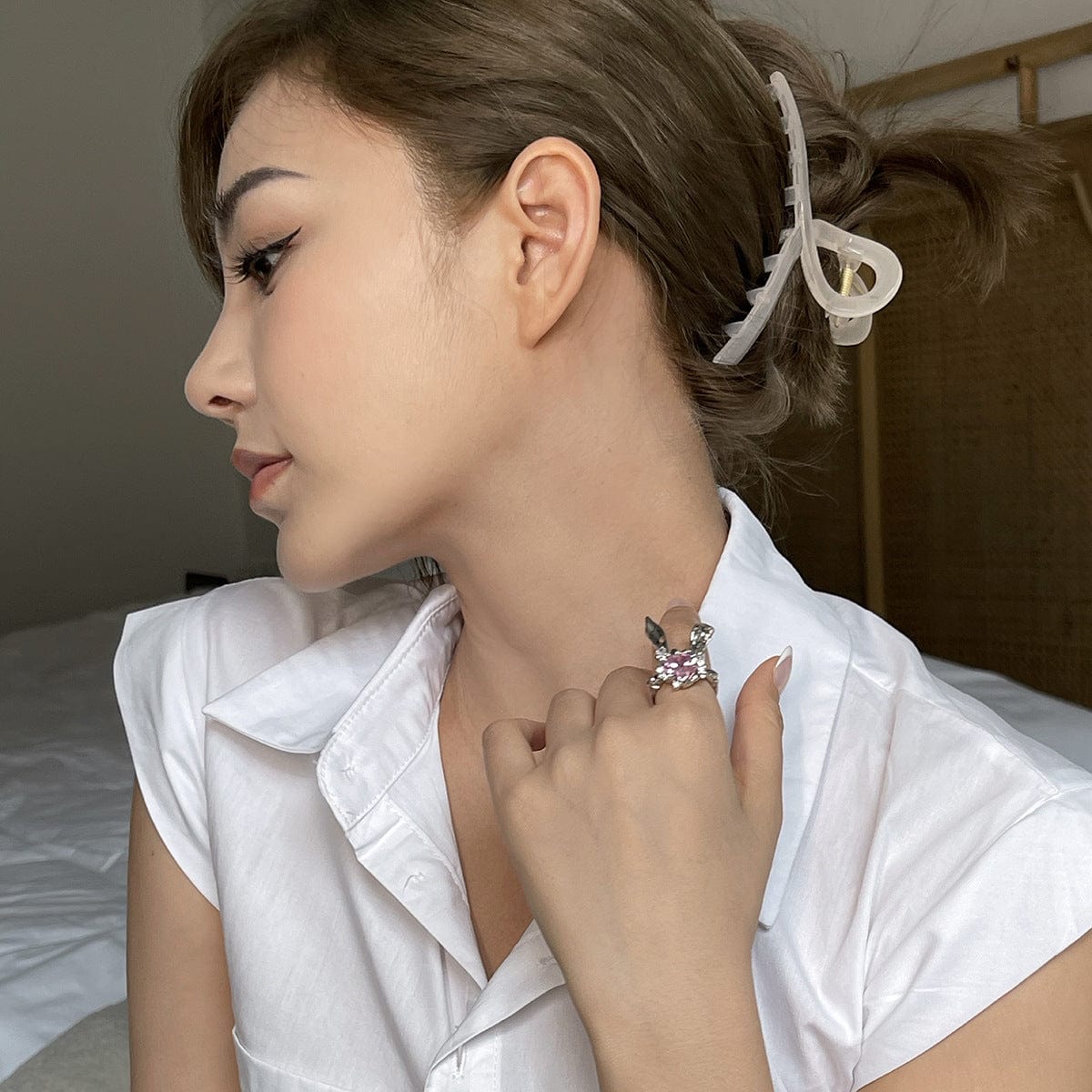 Chic CZ Inlaid Crystal Bunny Heart Ring - ArtGalleryZen