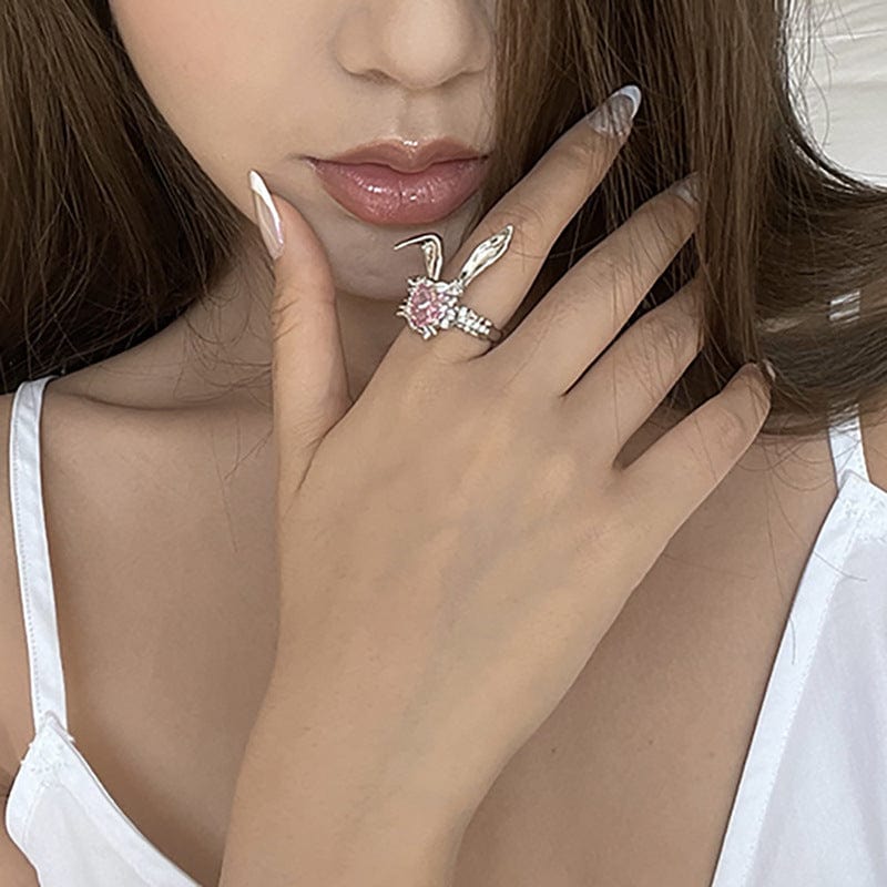 Chic CZ Inlaid Crystal Bunny Heart Ring - ArtGalleryZen
