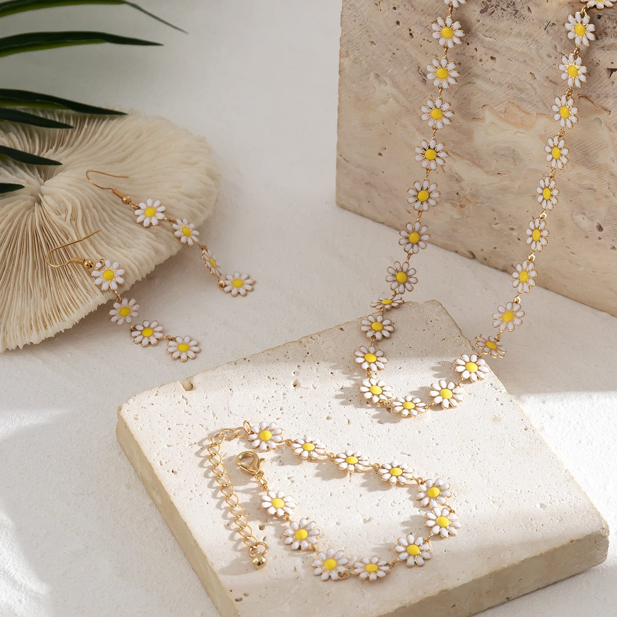 Chic Enamel Daisy Flower Necklace Earrings Bracelet Set - ArtGalleryZen