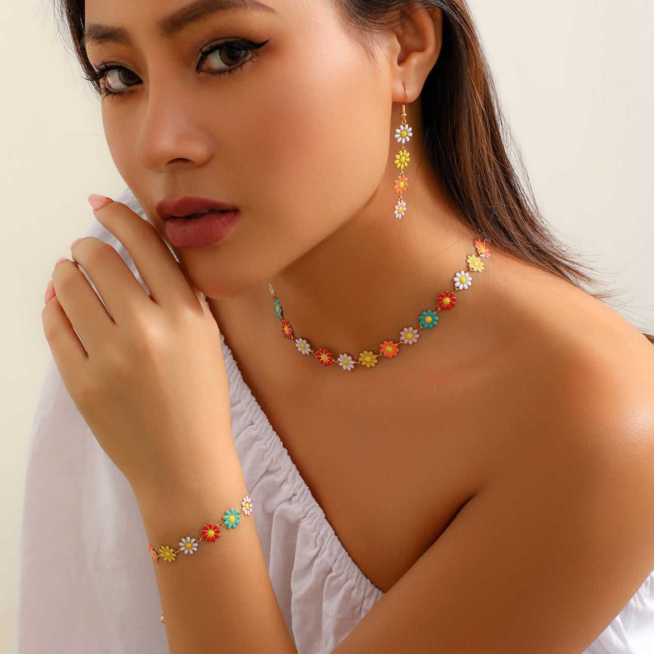 Chic Enamel Daisy Flower Necklace Earrings Bracelet Set - ArtGalleryZen