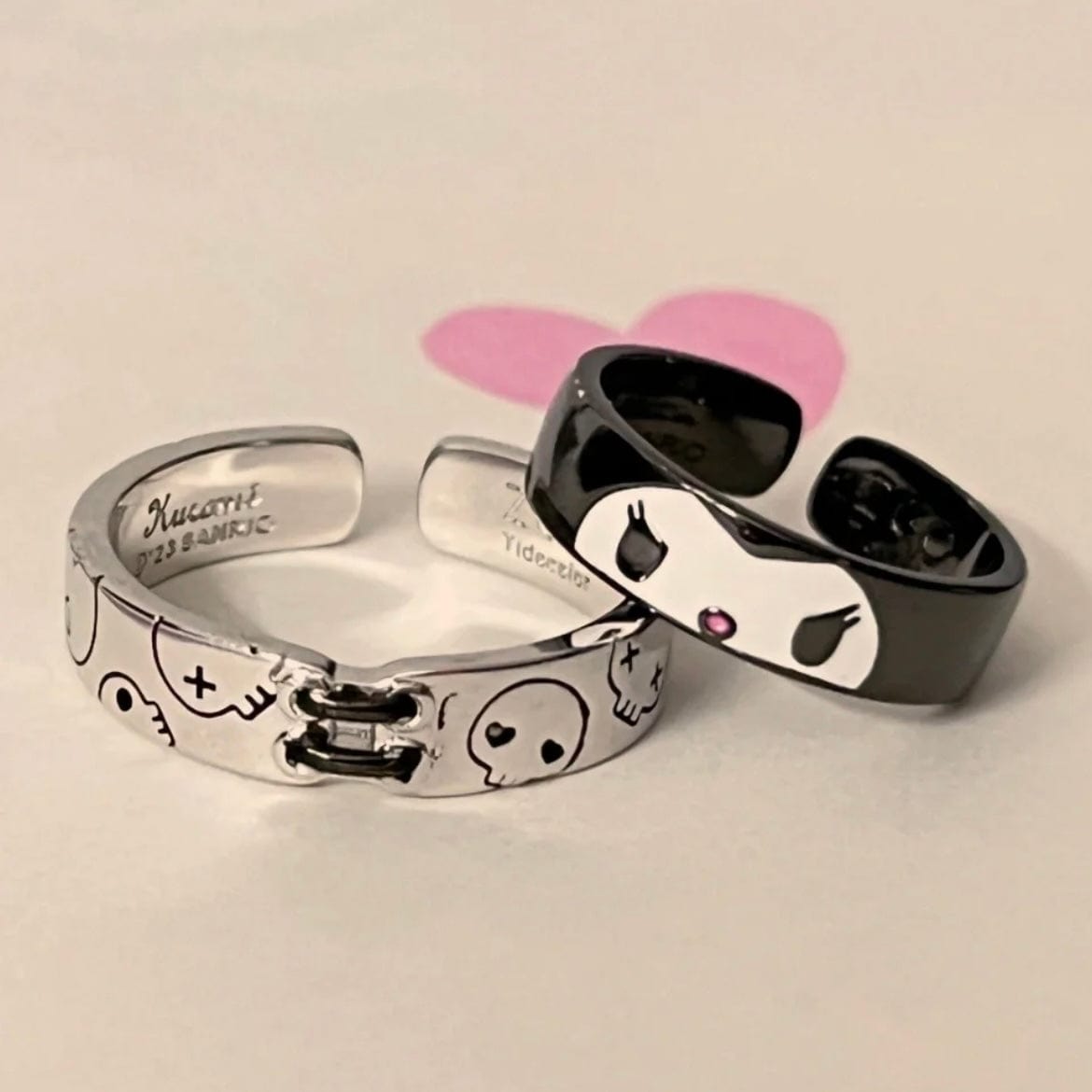 Chic Enamel Kuromi Carved Baku Pattern Matching Ring - ArtGalleryZen