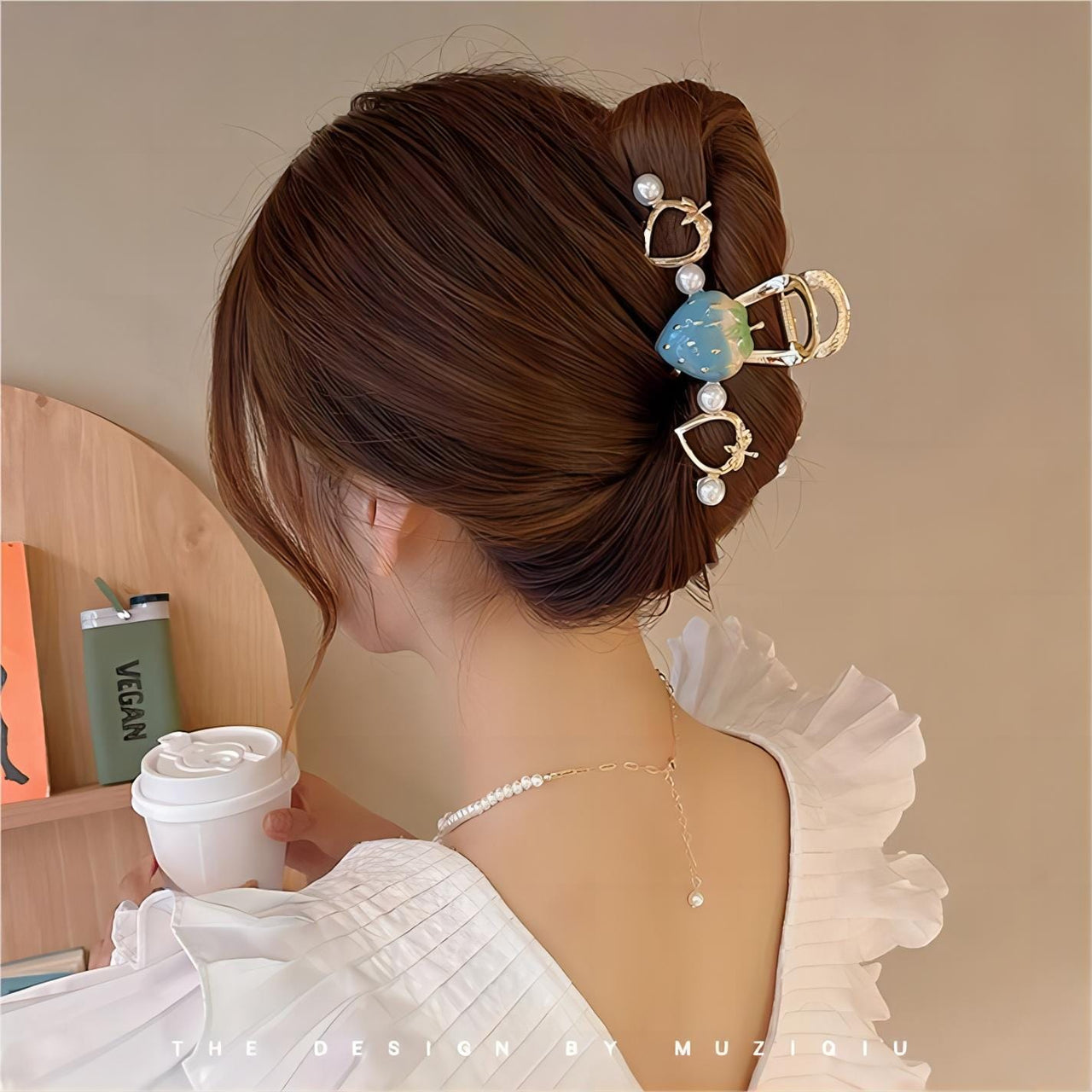 Chic Enamel Strawberry Heart Hair Claw Clip - ArtGalleryZen