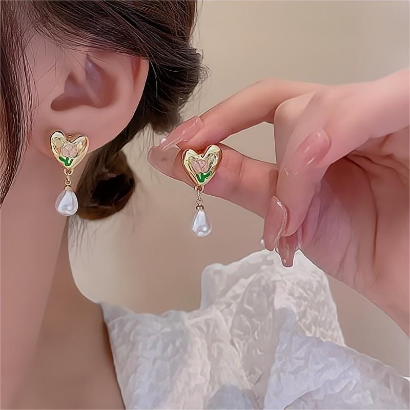 Chic Enamel Tulip Heart Pearl Earrings - ArtGalleryZen