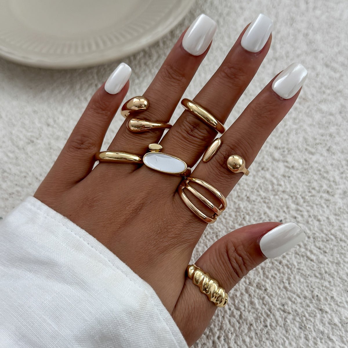 Chic Gold Silver Plated Waterdrop Hollow Enamel Ring Set - ArtGalleryZen