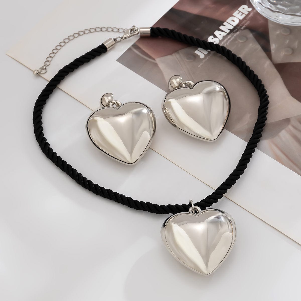Chic Heart Necklace Earrings Set - ArtGalleryZen
