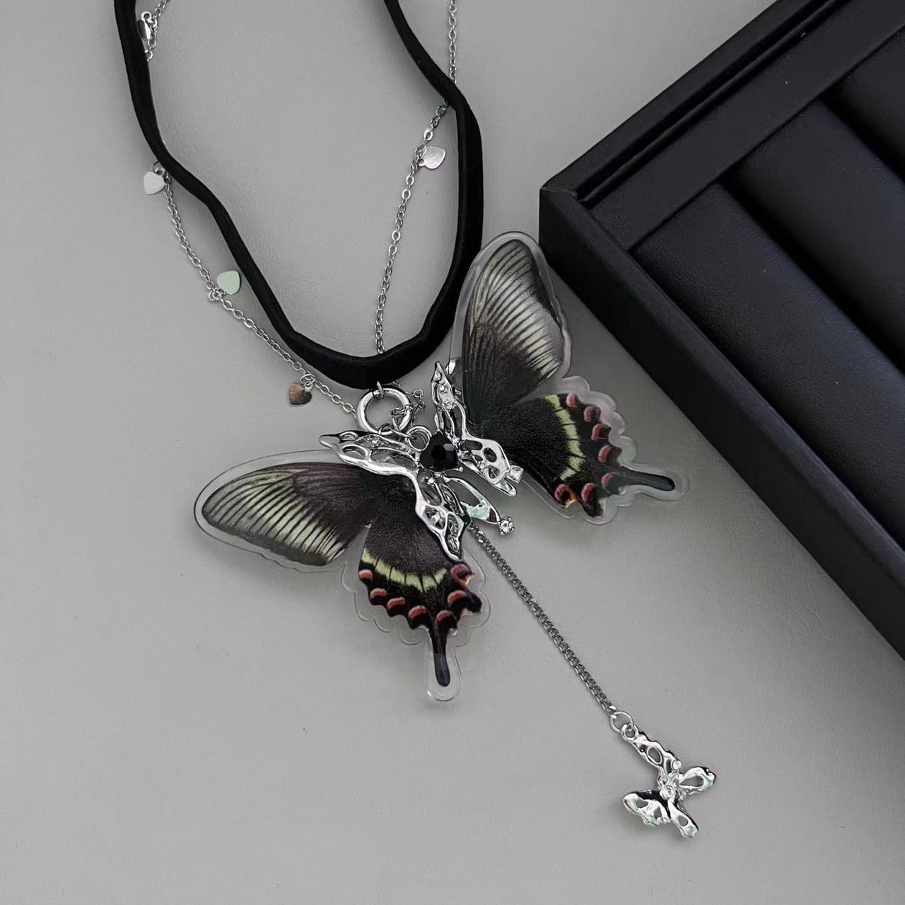 Chic Layered Butterfly Elastic Thigh Leg Chain - ArtGalleryZen