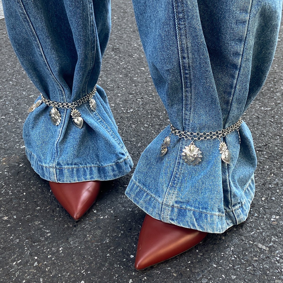 Chic Layered Gold Silver Tone Flame Heart Anklet - ArtGalleryZen