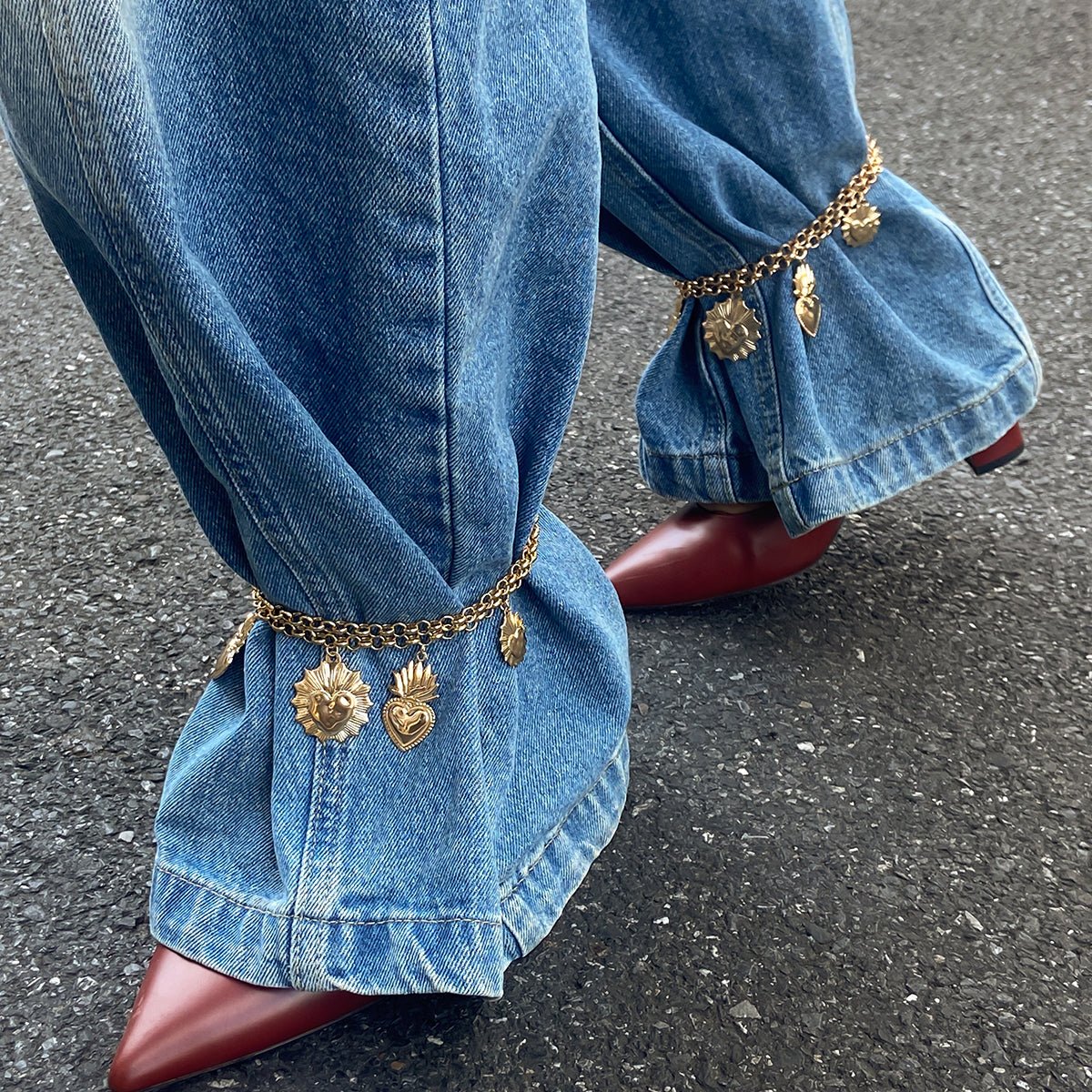 Chic Layered Gold Silver Tone Flame Heart Anklet - ArtGalleryZen