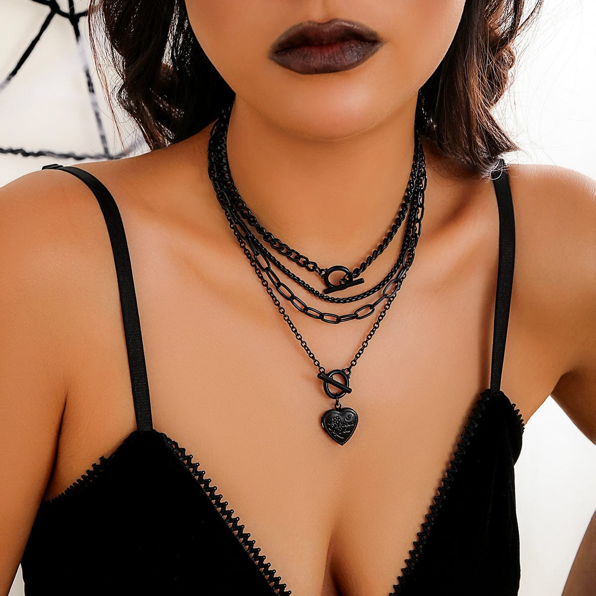 Chic Layered Toggle Clasp Heart Pendant Chain Necklace Set - ArtGalleryZen