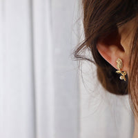 Thumbnail for Chic Pearl Inlaid Crystal Tulip Earrings - ArtGalleryZen