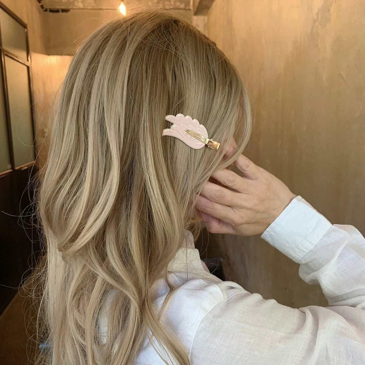 Chic Rhinestone Angel Wing Hair Clip - ArtGalleryZen