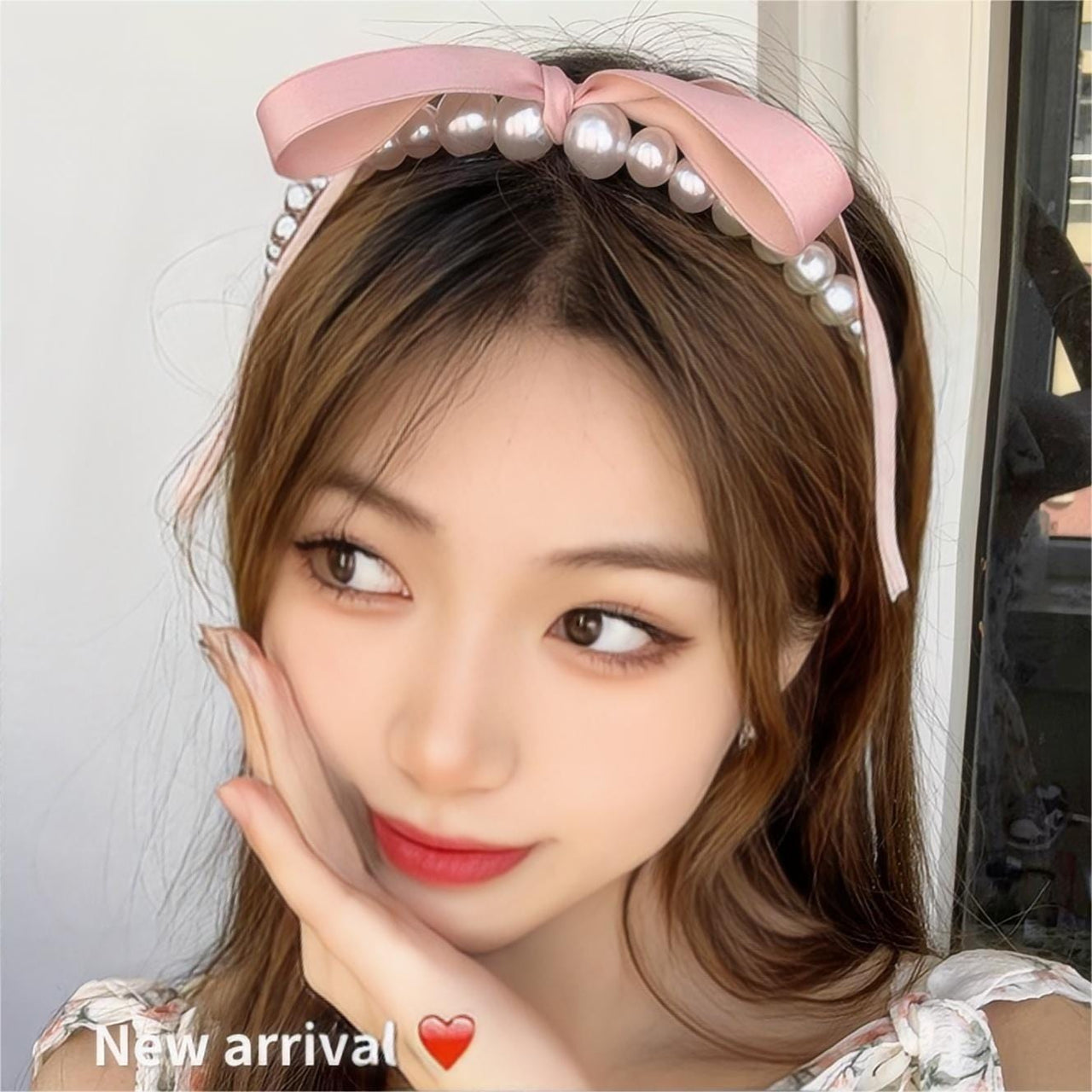 Chic Ribbon Pearl Hair Band - ArtGalleryZen