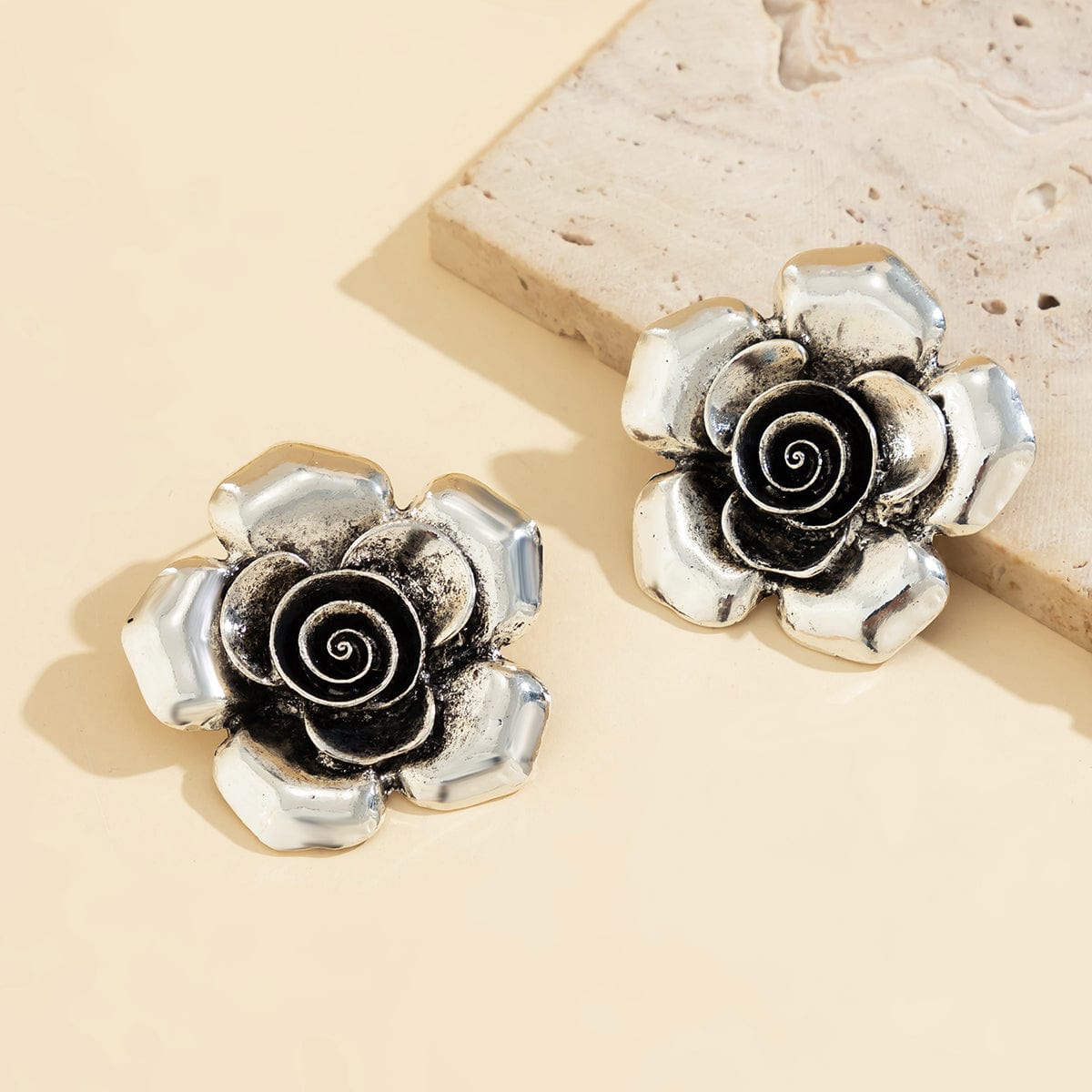 Chic Silver Tone Flower Stud Earrings - ArtGalleryZen