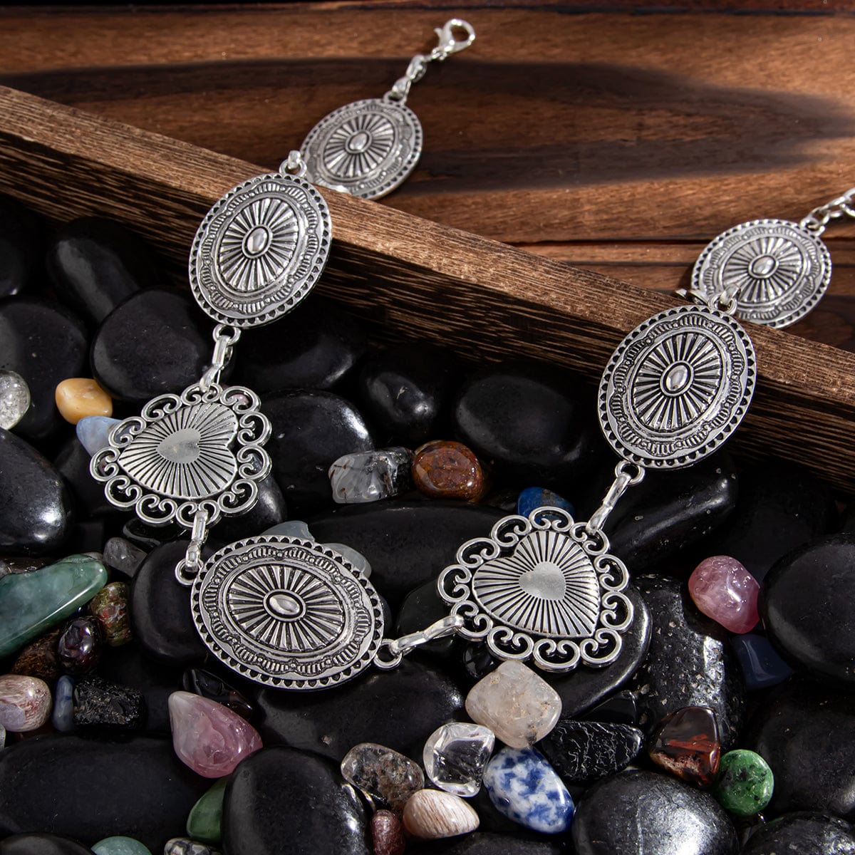 Chic Silver Tone Pattern Heart Oval Waist Chain - ArtGalleryZen