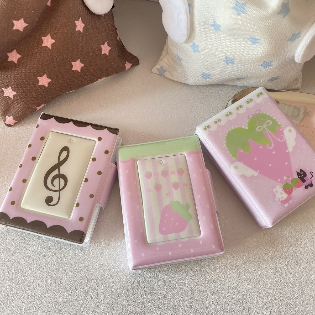 Chocolate Strawberry Heart Kpop 3 Inch Mini Photocard Album - ArtGalleryZen