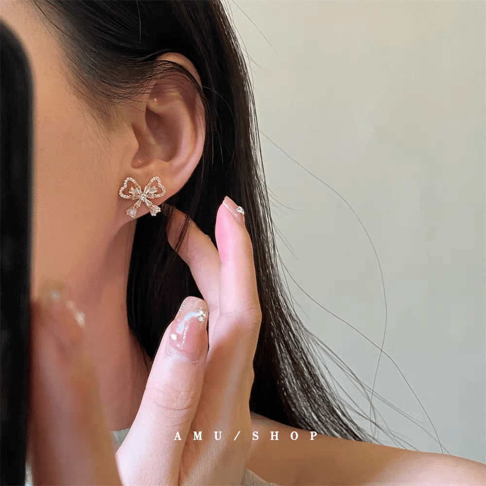 Crystal Ribbon Heart Earrings - ArtGalleryZen