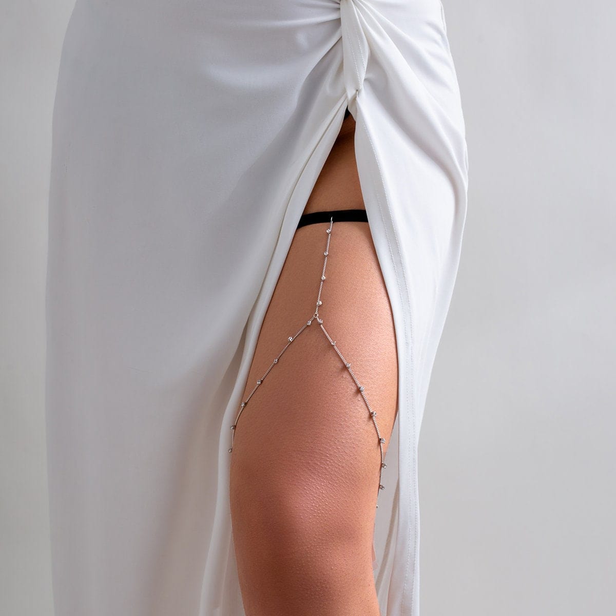 Dainty Crystal Elastic Thigh Leg Chain - ArtGalleryZen