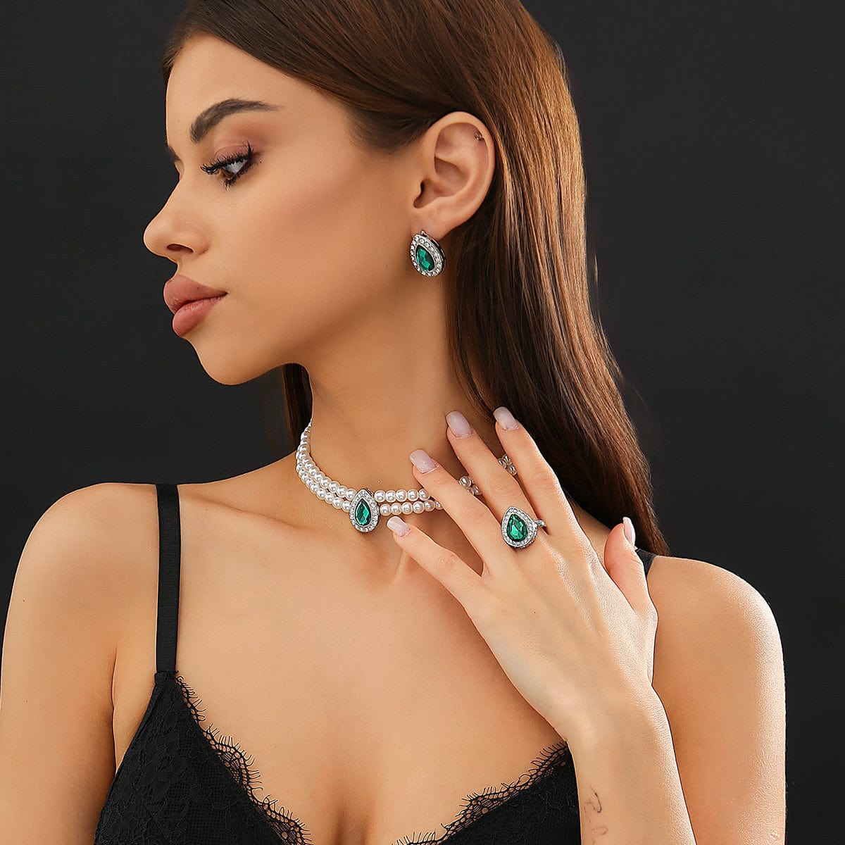Elegant Emerald Cubic Zirconia Inlaid Pearl Chain Choker Necklace Earrings Ring Set - ArtGalleryZen