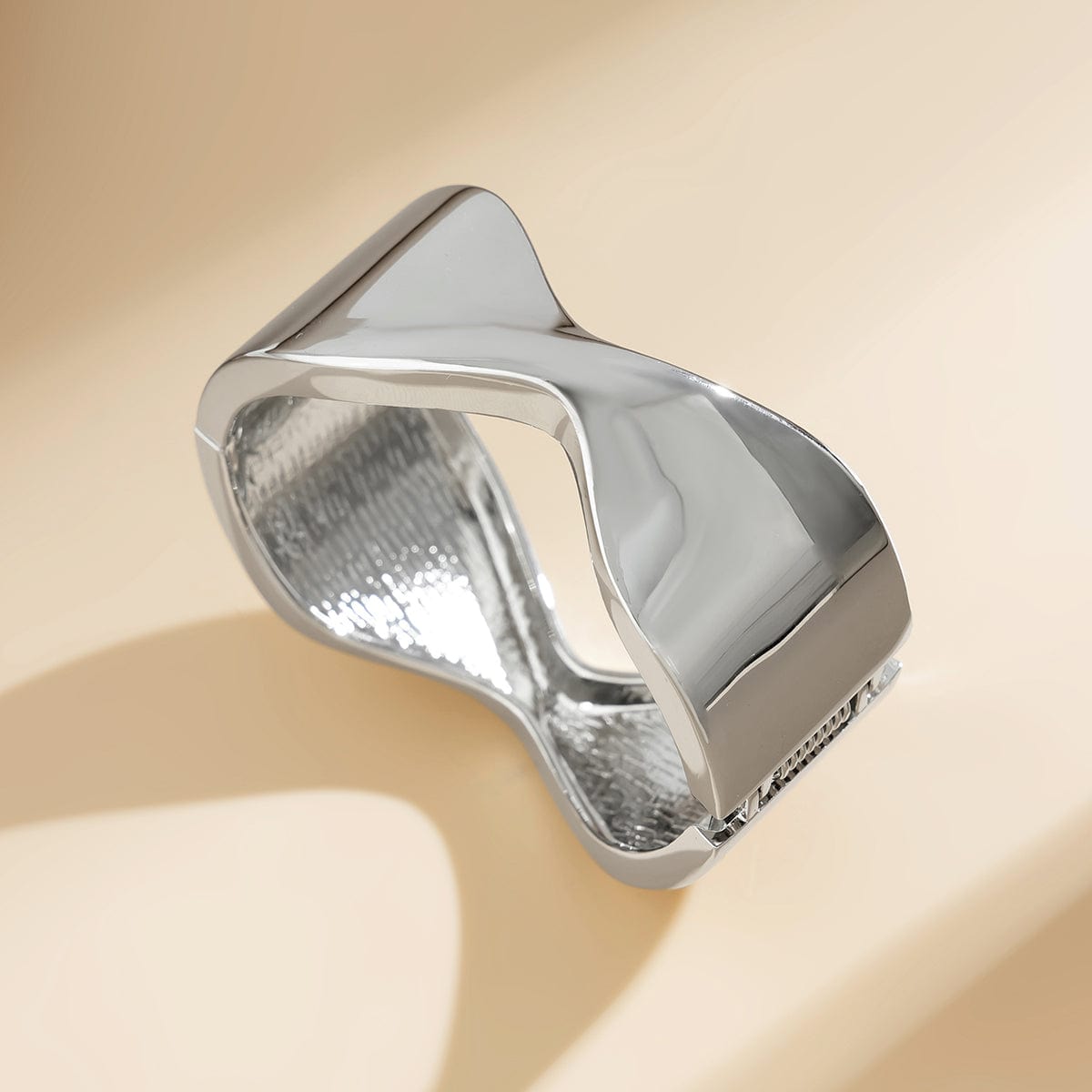 Geometric Chunky Abstract Ribbon Pattern Bangle Bracelet - ArtGalleryZen