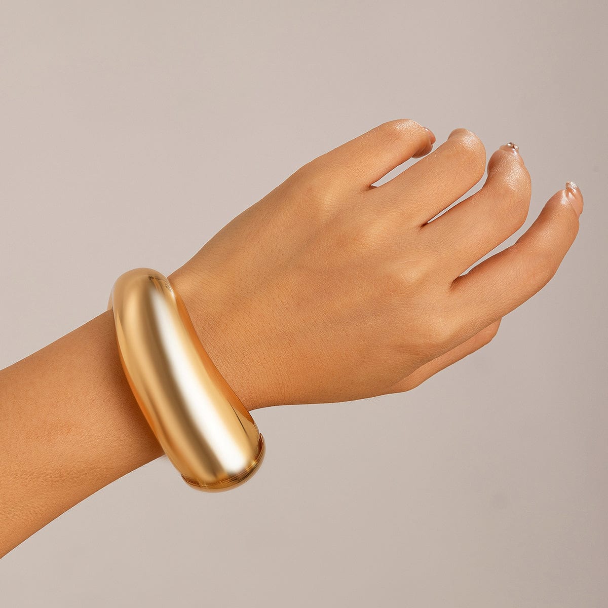 Geometric Chunky Gold Silver Tone Curved Wide Cuff Bangle Bracelet - ArtGalleryZen