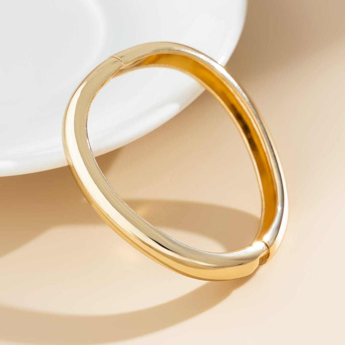 Geometric Minimalist Glossy Curved Bangle Bracelet - ArtGalleryZen