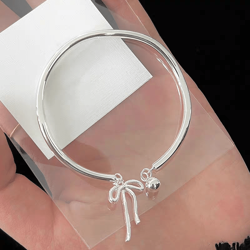 Handmade Silver Ribbon Bangle Bracelet - ArtGalleryZen