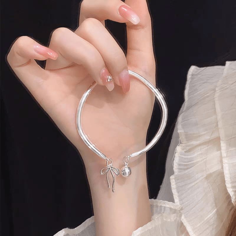 Handmade Silver Ribbon Bangle Bracelet - ArtGalleryZen