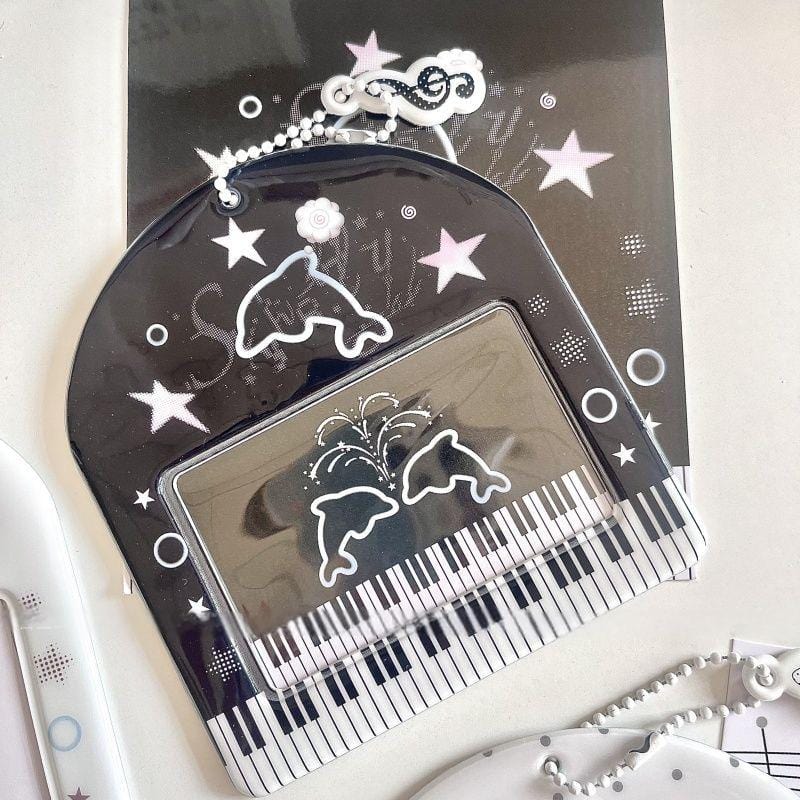Horizontal Black White Piano Melody Heart Kpop Keychain Photocard Holder - ArtGalleryZen