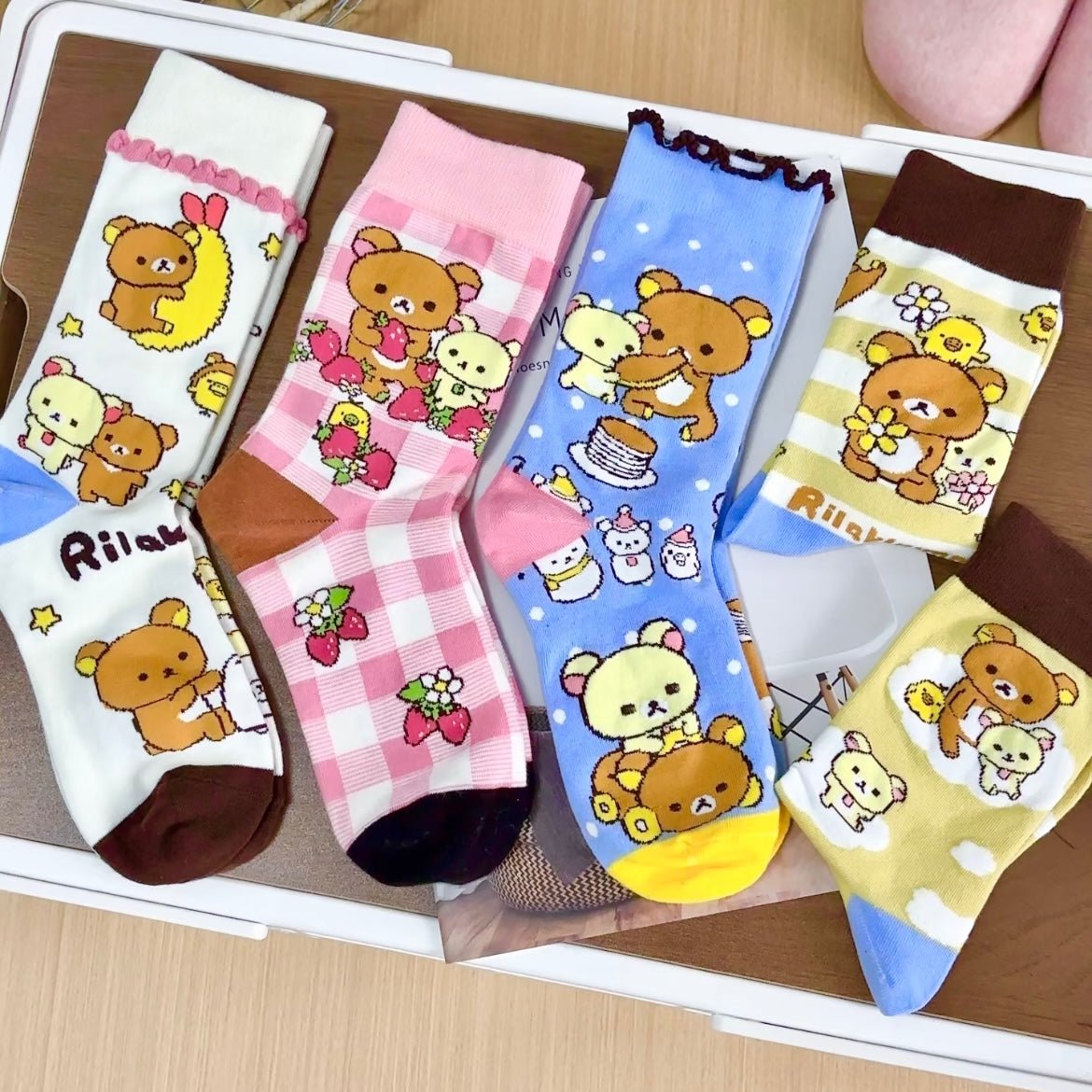 Kawaii 4 Pieces Rilakkuma Strawberry Mid Calf Socks Set - ArtGalleryZen