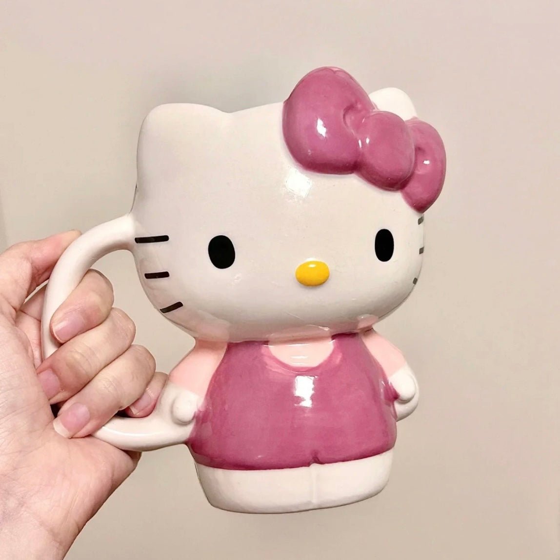 Kawaii Hello Kitty Mug - ArtGalleryZen
