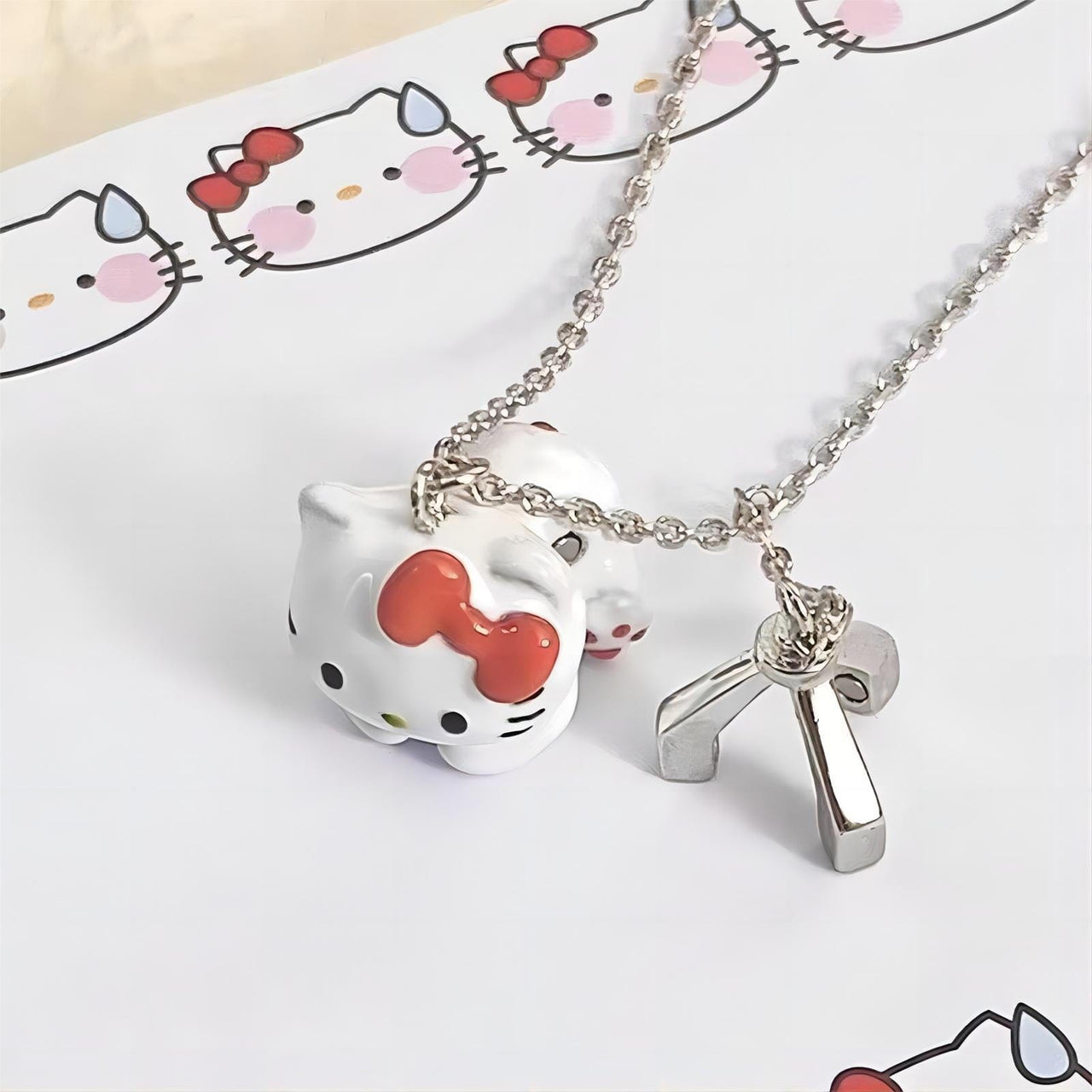 Kawaii Magnetic Toy Crane Hello Kitty Necklace - ArtGalleryZen