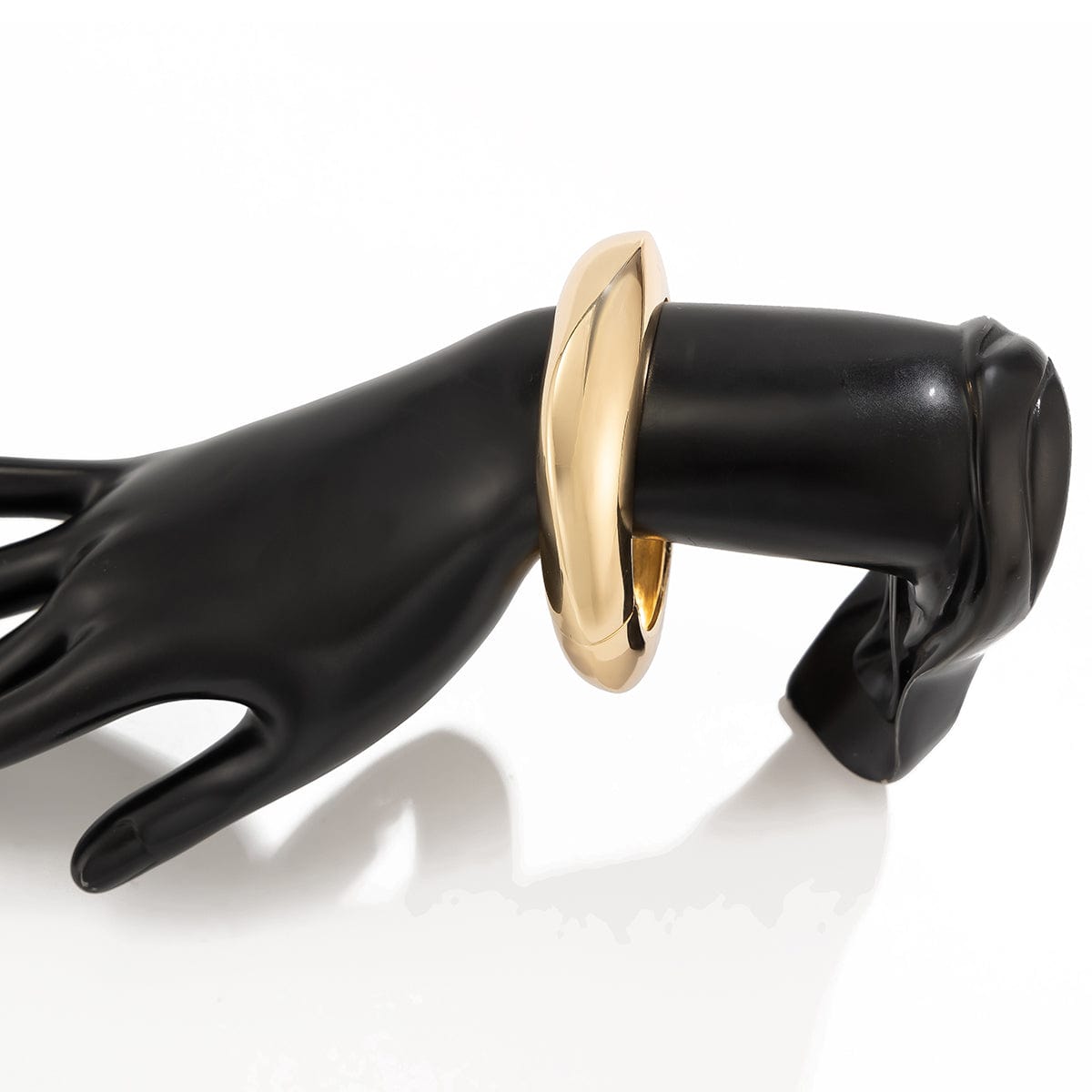 Minimalist Gold Silver Plated Curved Bangle Bracelet - ArtGalleryZen