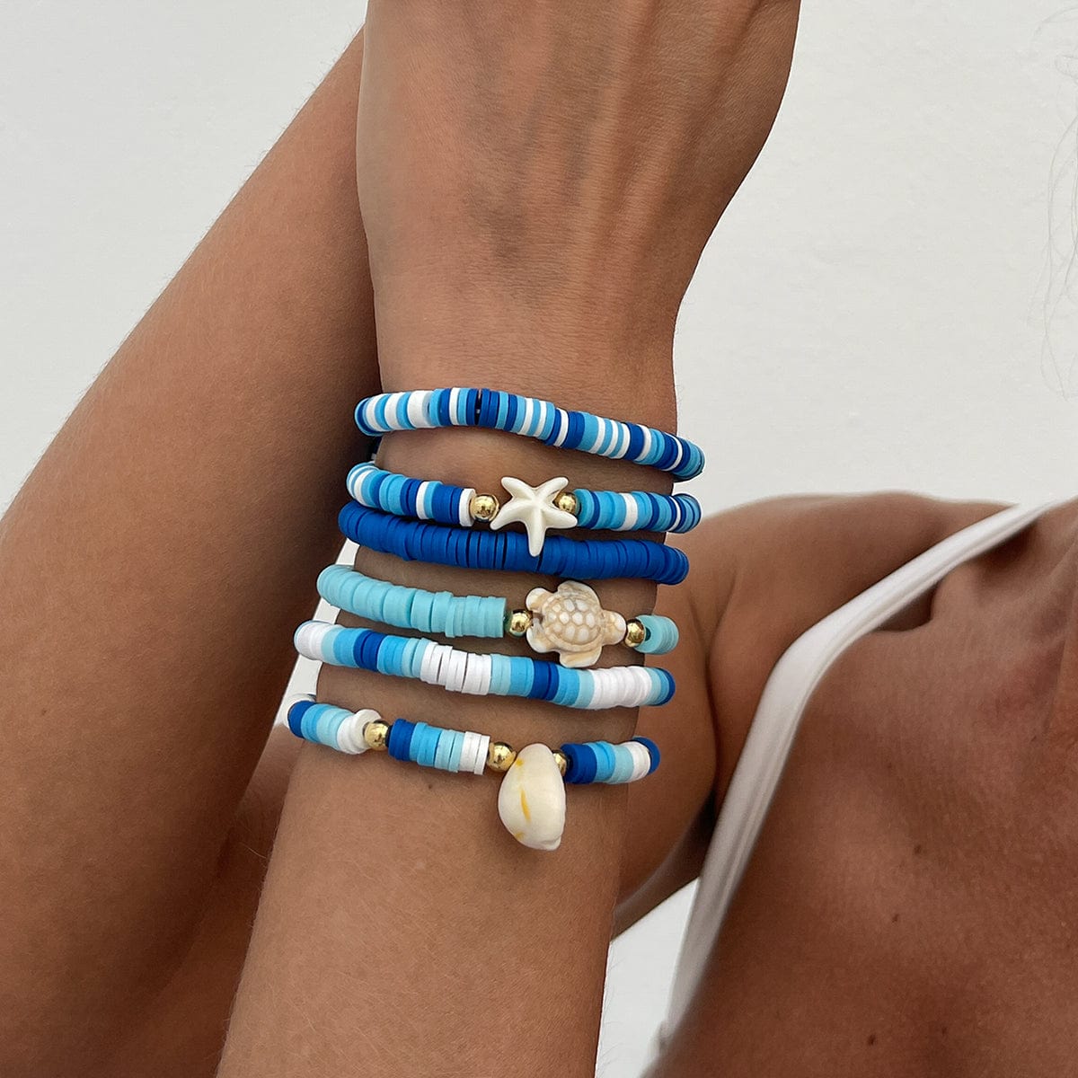 Ocean Style 6pcs Conch Turtle Starfish Polymer Clay Letter Beaded Bracelet Set - ArtGalleryZen